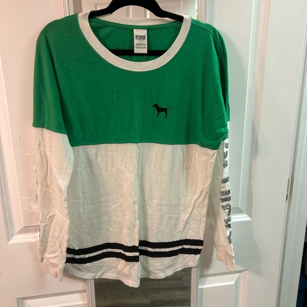 Victorias Secret PINK oversized St. Patrick’s Day t-shirt. Size S.